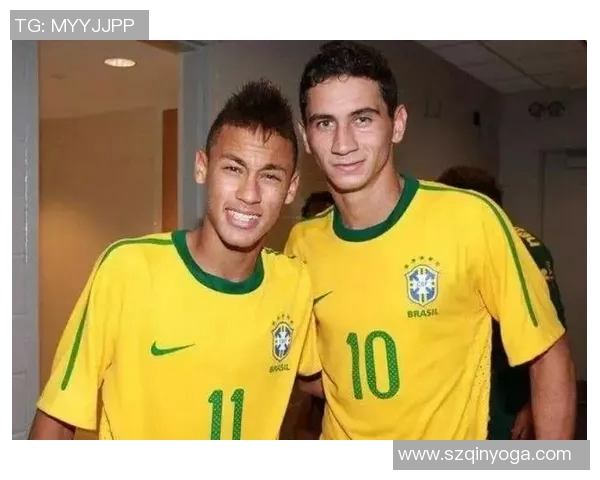 年少时的梦想与坚持足球明星的成长故事与采访回顾